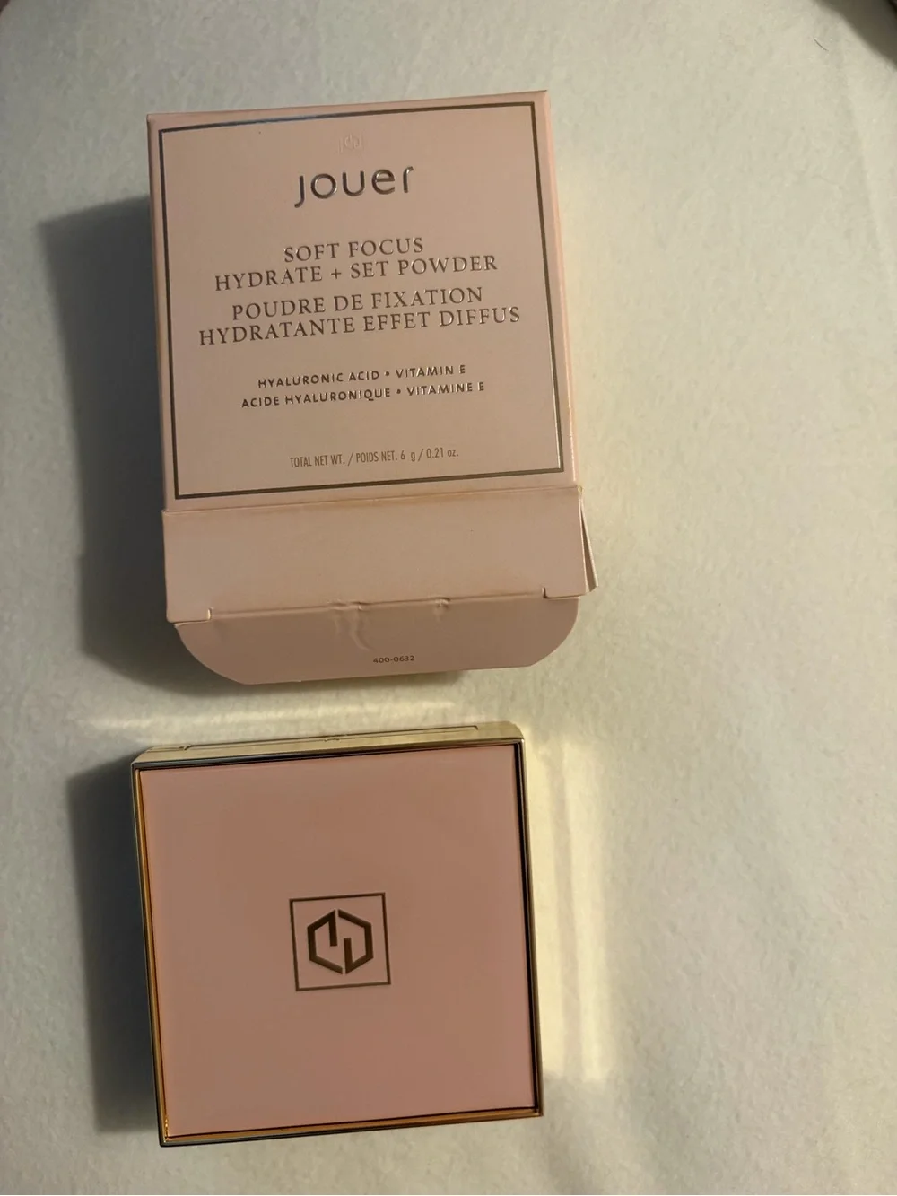jouer Soft Focus Hydrate + Set Powder — shade “LIGHT” BRAND NEW